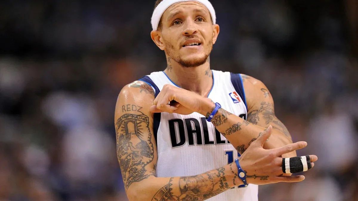 Michael Beasley Knocks Out Delonte West at Brandrisk Fights Event