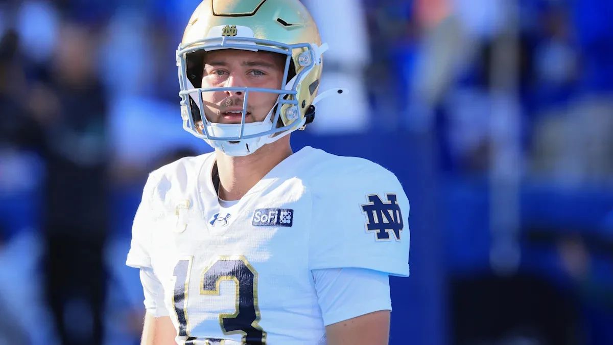 Notre Dame Quarterback cj carr Blunders Spike Attempt Against BYU