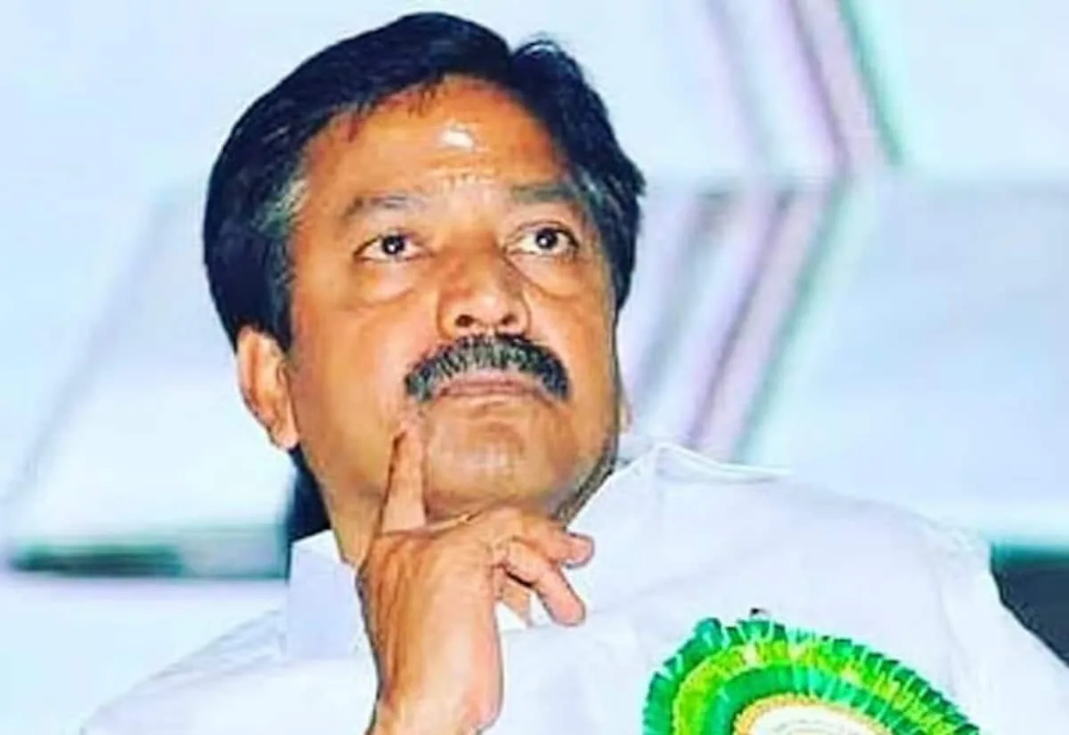அதிமுக உள்விவகாரங்கள் மற்றும் எஸ். பி. வேலுமணி குறித்த முக்கிய விவாதங்கள்