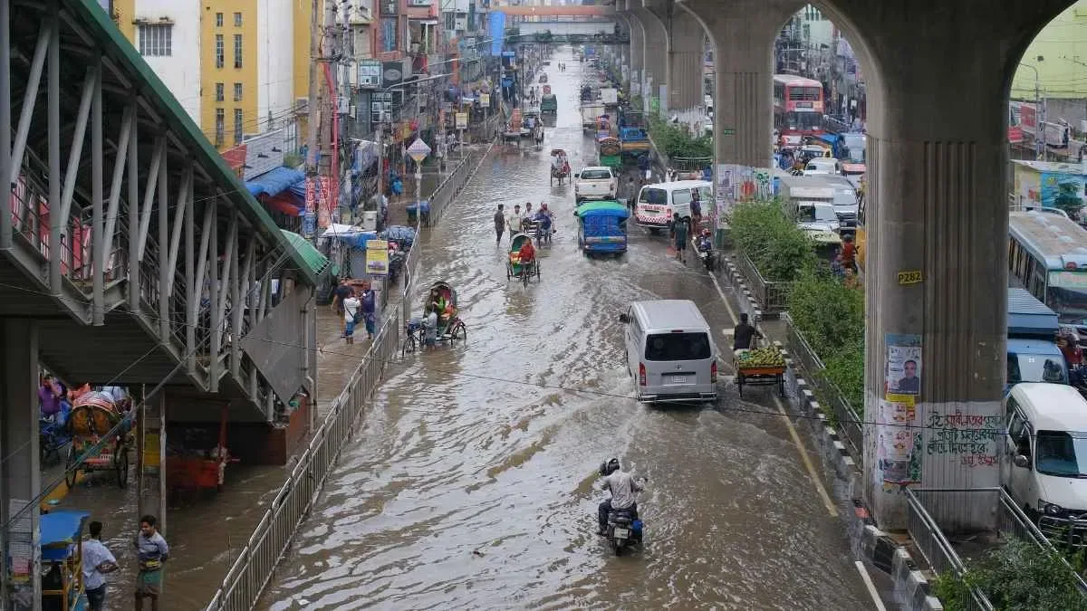 Understanding Flash Flood Risk: Global Causes and Safety Guides