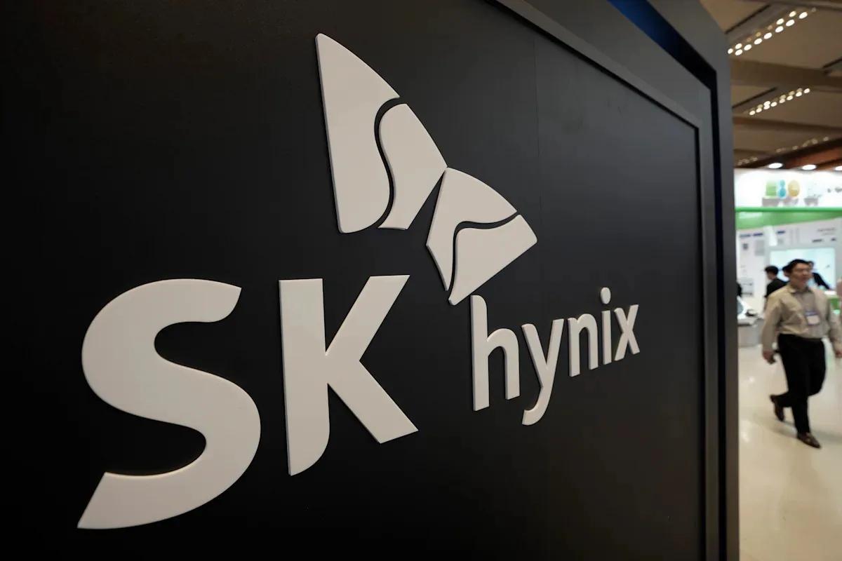 Global Chip Sell-Off Deepens as South Korean Market Plunges