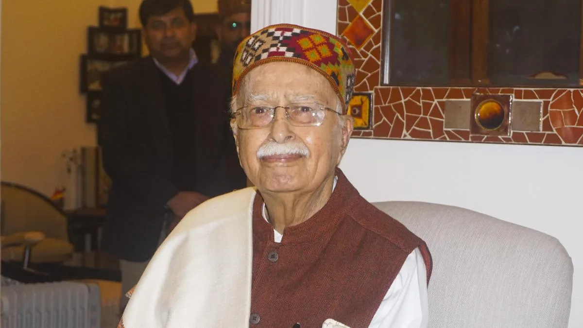 Veteran Leader lk advani Admitted to Delhi Hospital for Chest Infection