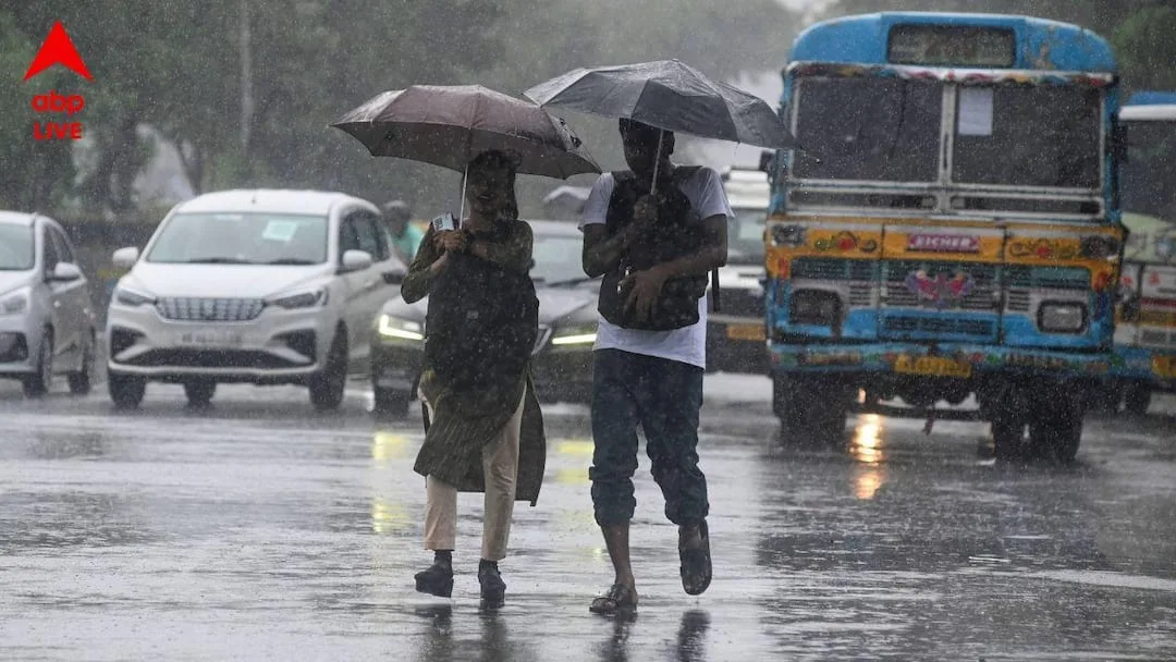 নিম্নচাপ এলাকা ও দুর্গাপুজোয় আবহাওয়ার পূর্বাভাস জানাল হাওয়া অফিস
