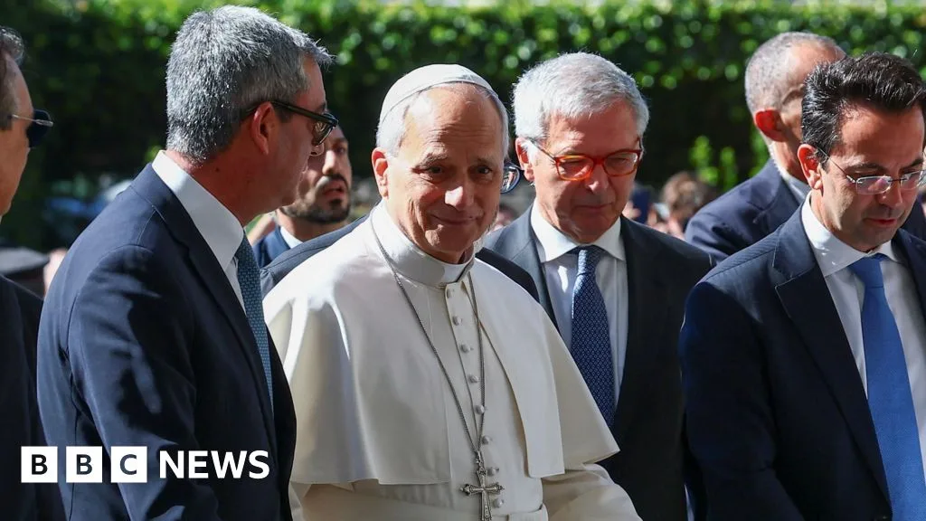 Pope Leo Lung Cancer: Surgery Removes Lower Lobe, Recovery Underway