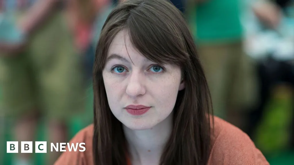 Sally Rooney Pulls Books From UK Sale Over Support For Palestine Action