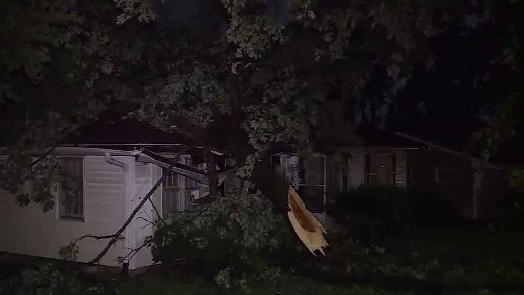 Severe Thunderstorm Watch Brings Damage to Kansas City Metro Area