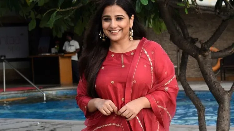 విద్యా బాలన్ కెరీర్ తొలినాళ్లలో ఎదురైన చేదు అనుభవం ఏమిటి?